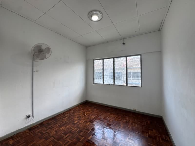 2-storey Terraced House for Sale in Pjs 7 (Sunway) - EE Ling - Bedroom - PropertyGuru.com.my
