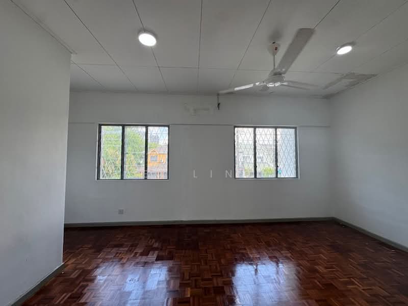 2-storey Terraced House for Sale in Pjs 7 (Sunway) - EE Ling - Living Room - PropertyGuru.com.my