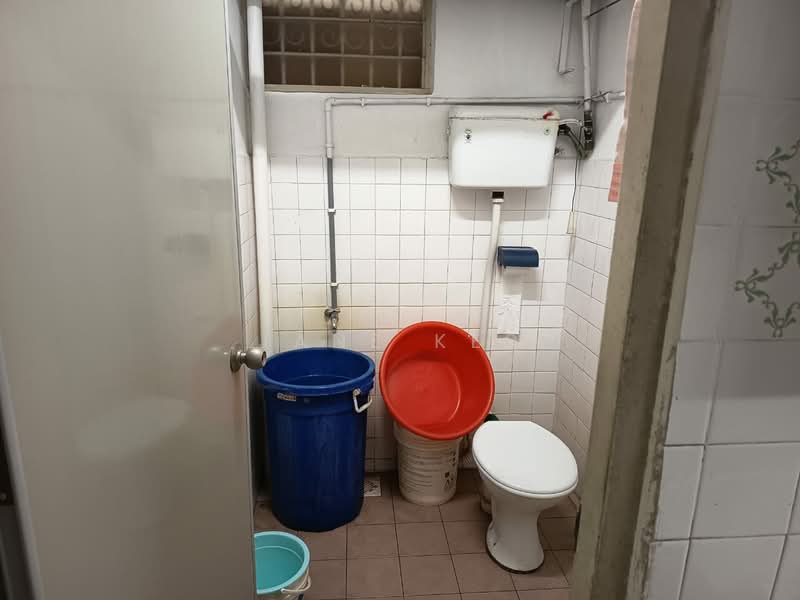 2-storey Terraced House for Sale in Bandar Baru Sri Petaling (Sri Petaling) - Jane Ker - Bathroom - PropertyGuru.com.my