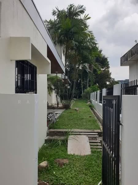 Bungalow House for Sale in Damansara Heights (Kuala Lumpur) - Raymond Siow - Exterior - PropertyGuru.com.my