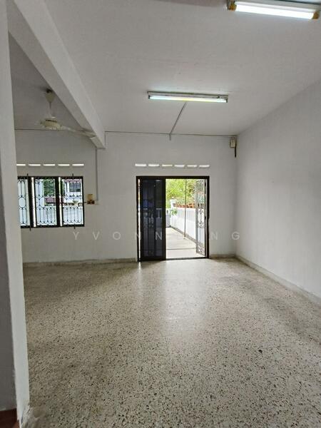 2-storey Terraced House for Rent in Taman Sentosa (Johor Bahru) - Yvonne Ng - Living Room - PropertyGuru.com.my