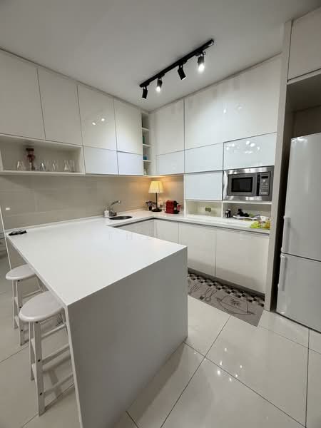 Condominium for Sale at Verdana - Esther Yee - Kitchen - PropertyGuru.com.my