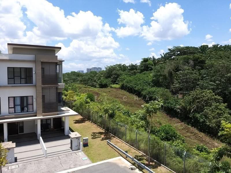 Rumah Bandar untuk Disewa di 16 Sierra (Puchong) - Zakee Chan - Exterior - PropertyGuru.com.my
