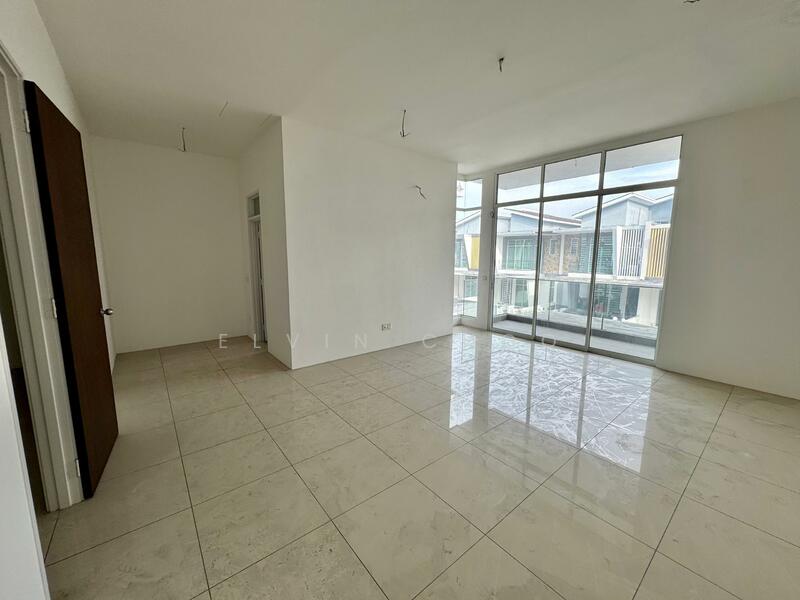 Rumah Teres untuk Dijual di Taman Jasa Intan (Bukit Mertajam) - Elvin Choo - Living Room - PropertyGuru.com.my