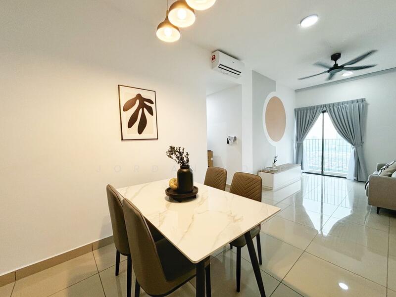 Servis Apartment untuk Disewa di M Oscar - Jordan Fong - Dining Room - PropertyGuru.com.my