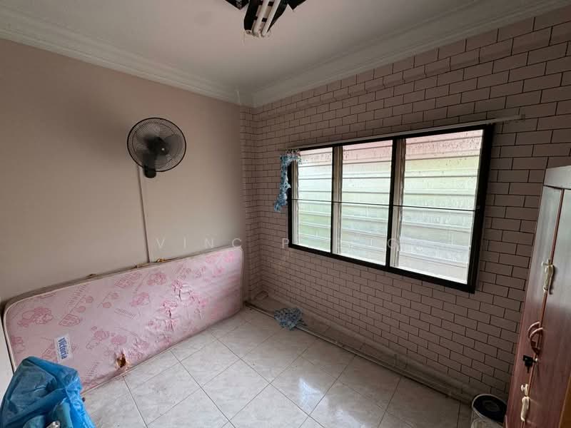 Rumah Flat untuk Dijual di Taman Duyong Indah - Vinc Pheng - Bedroom - PropertyGuru.com.my