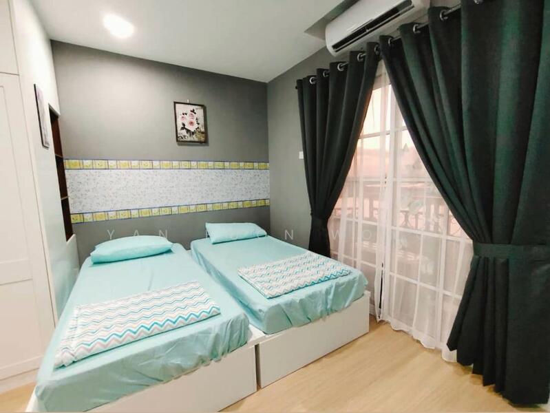 Servis Apartment untuk Dijual di Champs Elysees - Yan Foon Wong - Bedroom - PropertyGuru.com.my