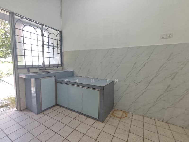 Rumah Teres 1 Tingkat untuk Dijual di Taman Merdeka (Batu Berendam) - CHIN FN - Kitchen - PropertyGuru.com.my