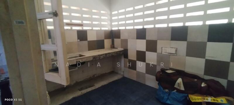Rumah Banglo untuk Dijual di SS1 (Petaling Jaya) - Nadia Shukri - Kitchen - PropertyGuru.com.my