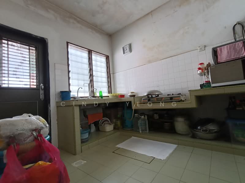 2-storey Terraced House for Sale in Ampang Jaya (Ampang) - Cindy Yeong - Kitchen - PropertyGuru.com.my
