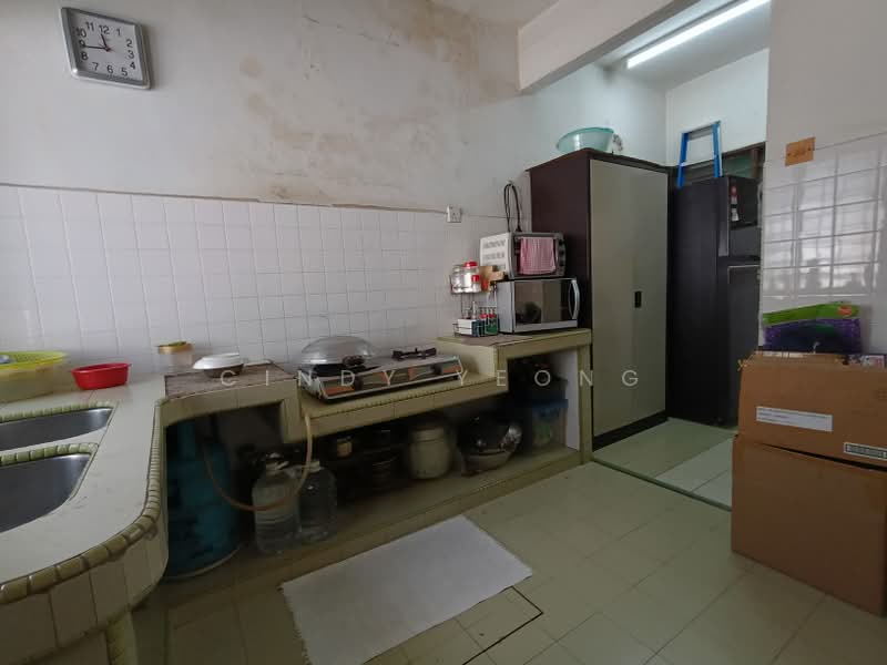 2-storey Terraced House for Sale in Ampang Jaya (Ampang) - Cindy Yeong - Kitchen - PropertyGuru.com.my