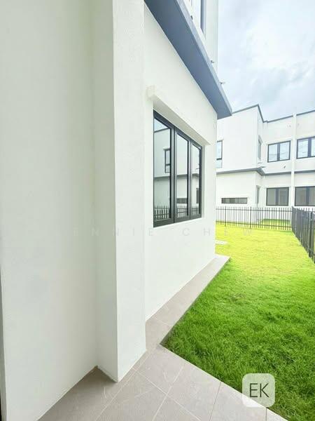 For Sale - Eco Sanctuary - Bohemia