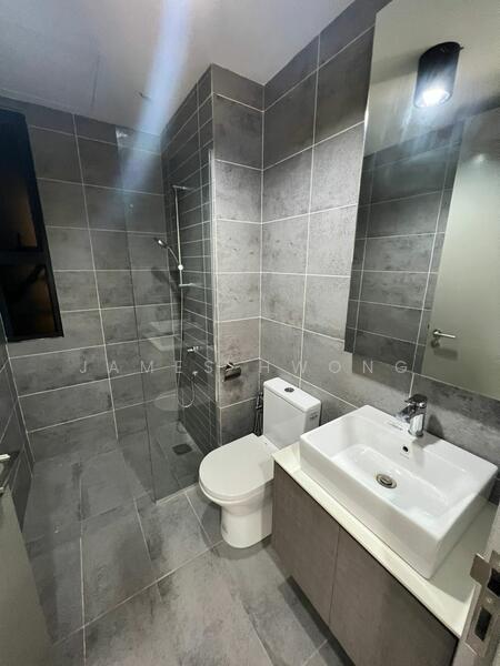 Service Residence for Rent at Millerz Square Serviced Residence - James Hwong - Bathroom - PropertyGuru.com.my