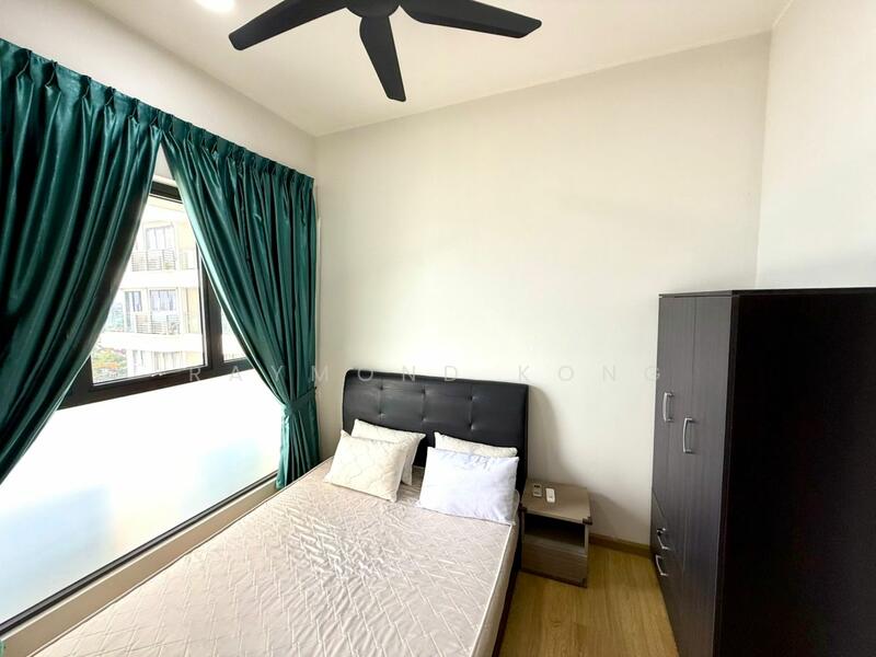 Kondominium untuk Dijual di Royal Strand @ Country Garden Danga Bay - Raymond Kong - Bedroom - PropertyGuru.com.my