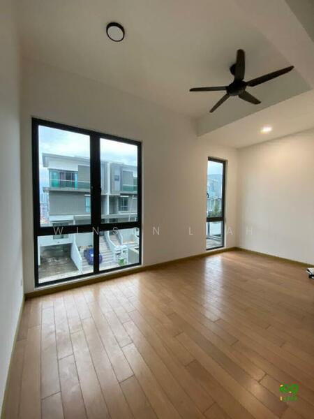 For Sale - Desa hill villas