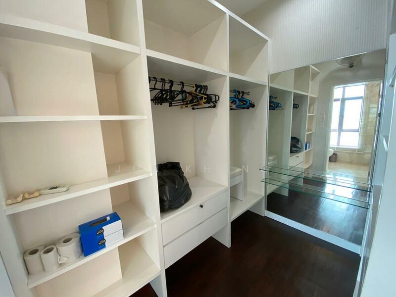 Closet