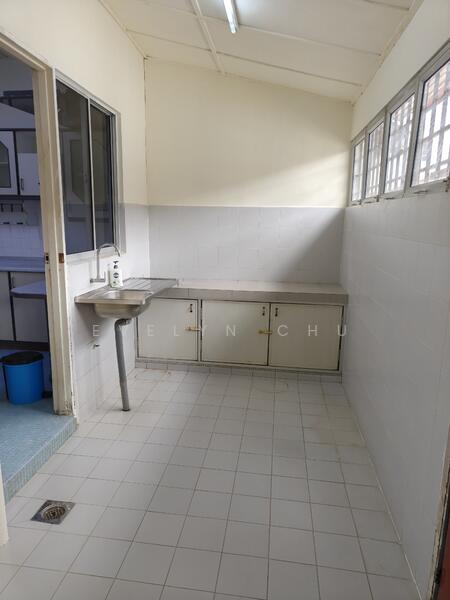 Wet Kitchen