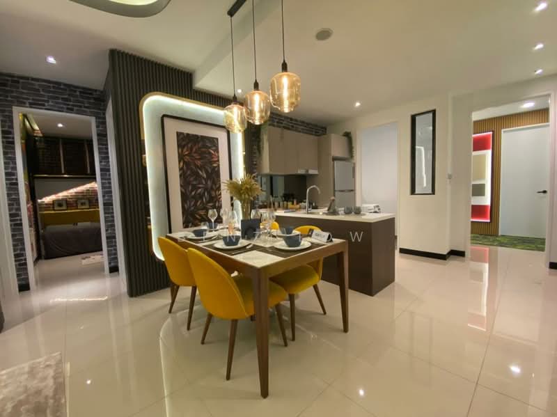 Service Residence for Rent at Suria Garden - Benz Low - Dining Room - PropertyGuru.com.my