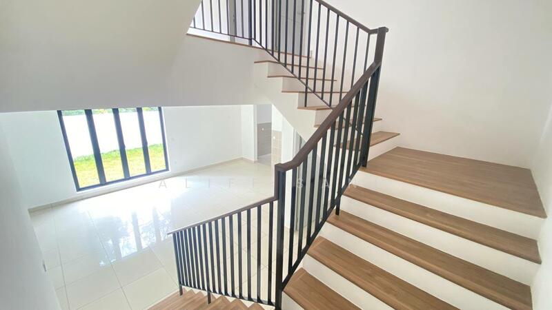 For Sale - KL East : East 57