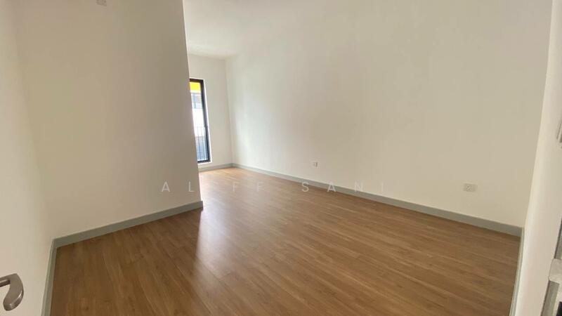 For Sale - KL East : East 57