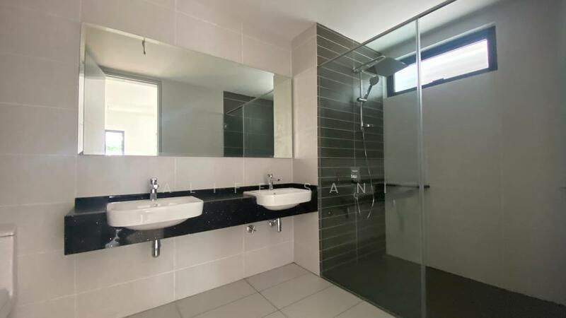 For Sale - KL East : East 57