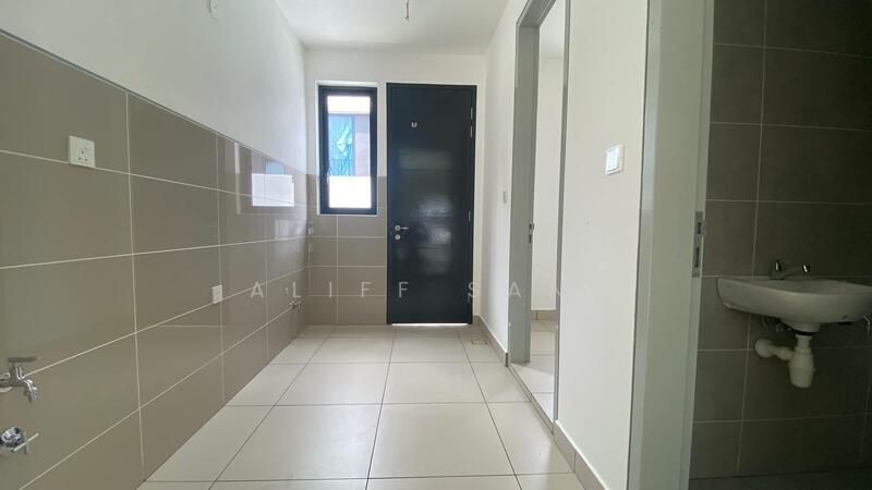 For Sale - KL East : East 57