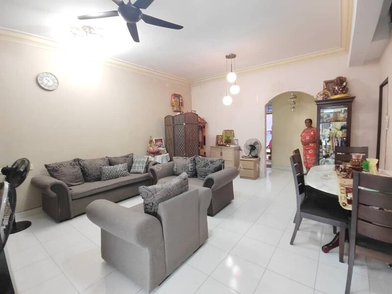 bukit indah untuk Untuk Dijual - RM 768,000, Mac 2026 - Living Room - PropertyGuru.com.my