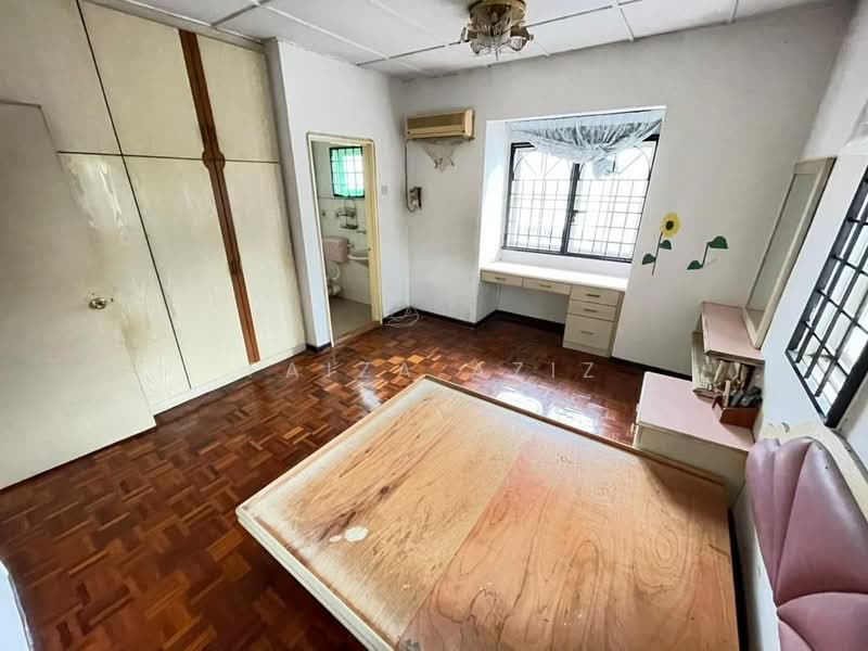 2-storey Terraced House for Sale in Ampang Jaya (Ampang) - Faiza Aziz - Bedroom - PropertyGuru.com.my