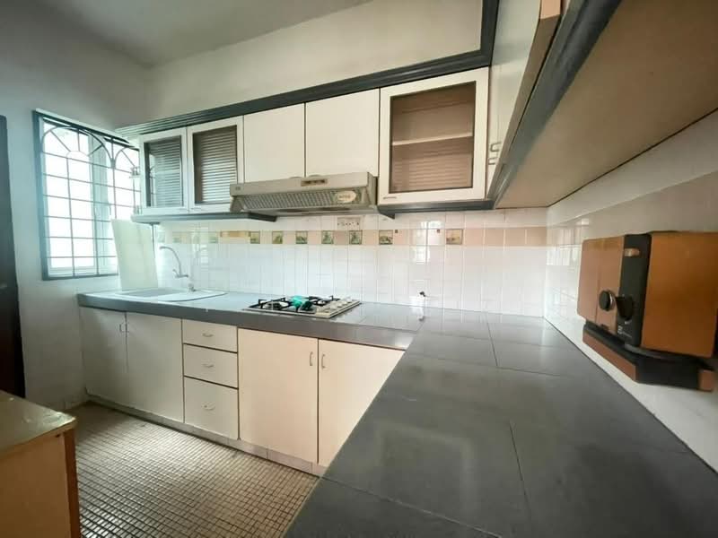 2-storey Terraced House for Sale in Ampang Jaya (Ampang) - Faiza Aziz - Kitchen - PropertyGuru.com.my