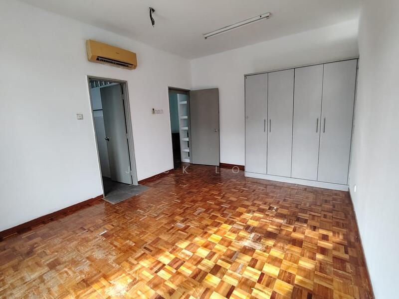 Rumah Teres 2 Tingkat untuk Dijual di Damansara Damai (Selangor) - Jack Low - Bedroom - PropertyGuru.com.my