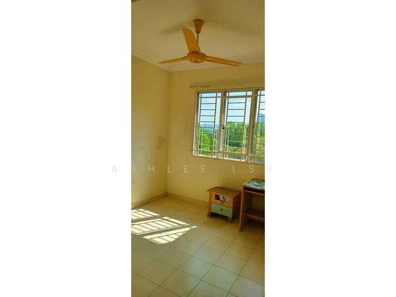 For Rent - Koi Tropika