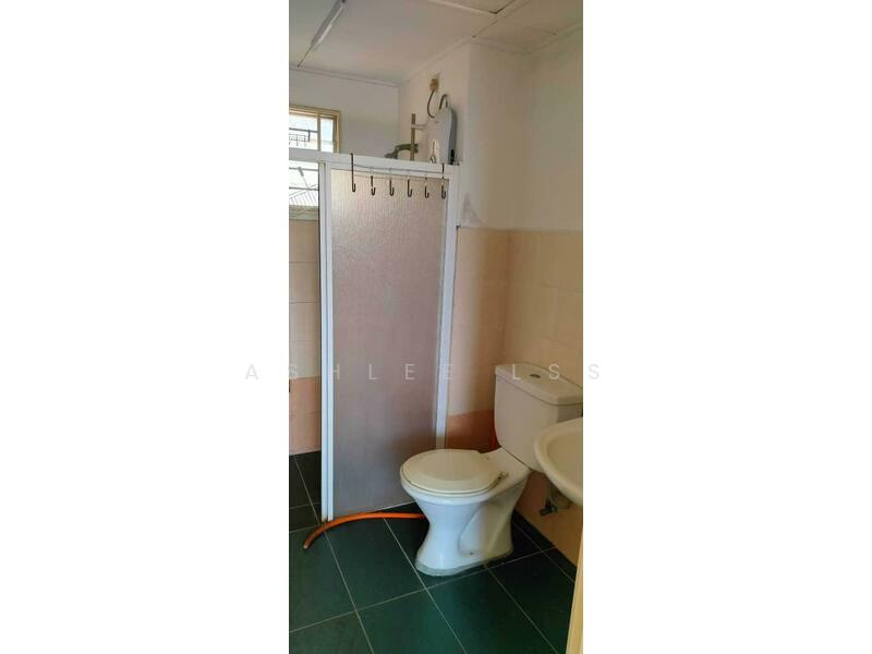 For Rent - Koi Tropika