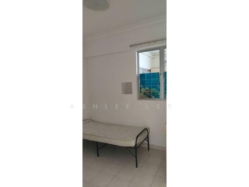 For Rent - Koi Tropika