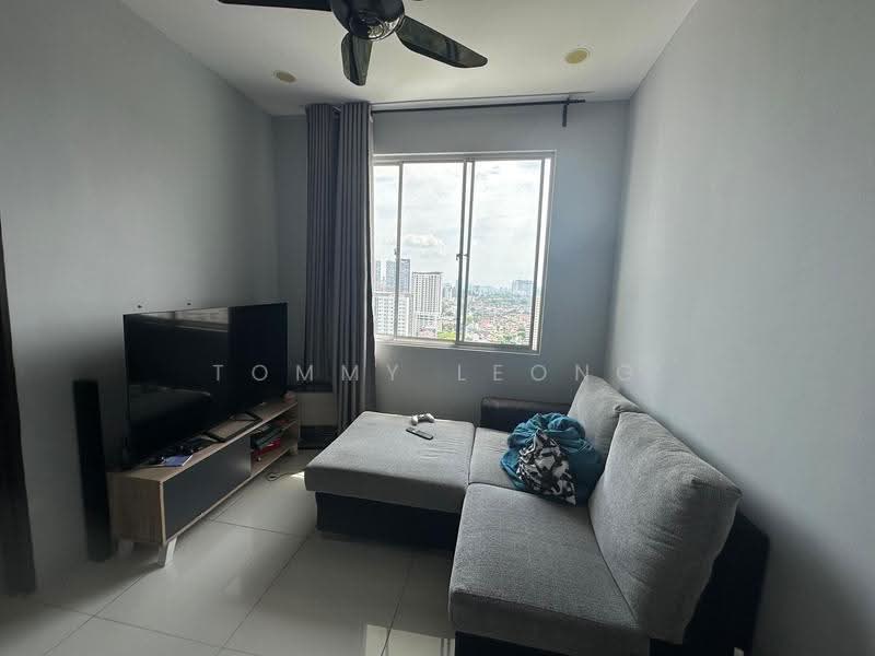 Pangsapuri untuk Dijual di Skyview Garden - Tommy Leong - Living Room - PropertyGuru.com.my
