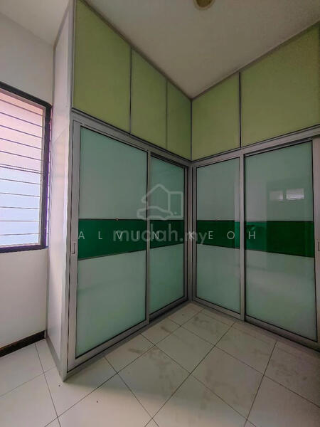 Rumah Teres 2-Tingkat untuk Dijual di Teluk Kumbar (Penang) - Calvin Keoh - Bedroom - PropertyGuru.com.my