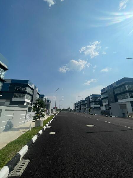 Factory for Sale in Taman Balakong Jaya (Balakong) - Yance Liew - Exterior - PropertyGuru.com.my
