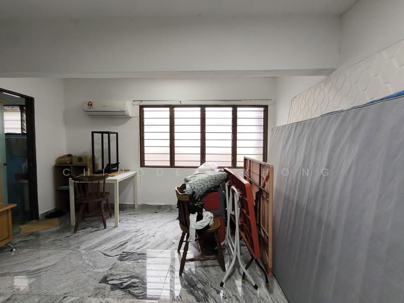 3-storey Terraced House for Sale in Taman Muda (Ampang) - Chinddeey Khong - Bedroom - PropertyGuru.com.my