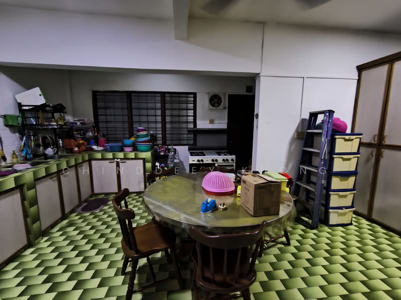 3-storey Terraced House for Sale in Taman Muda (Ampang) - Chinddeey Khong - Kitchen - PropertyGuru.com.my
