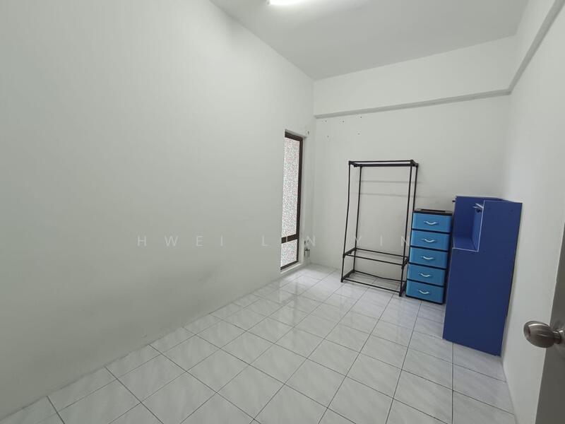 Untuk Disewa - Halaman Kristal