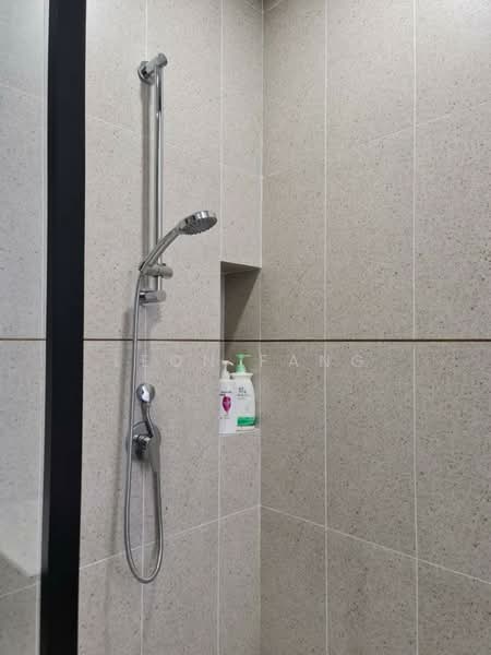 Service Residence for Rent at Millerz Square Serviced Residence - Leon Fang - Bathroom - PropertyGuru.com.my