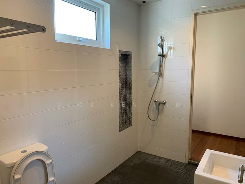 3-storey Terraced House for Sale in Tanjung Bungah (Penang) - Dick Ken Tan - Bathroom - PropertyGuru.com.my