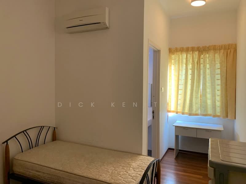 3-storey Terraced House for Sale in Tanjung Bungah (Penang) - Dick Ken Tan - Bedroom - PropertyGuru.com.my