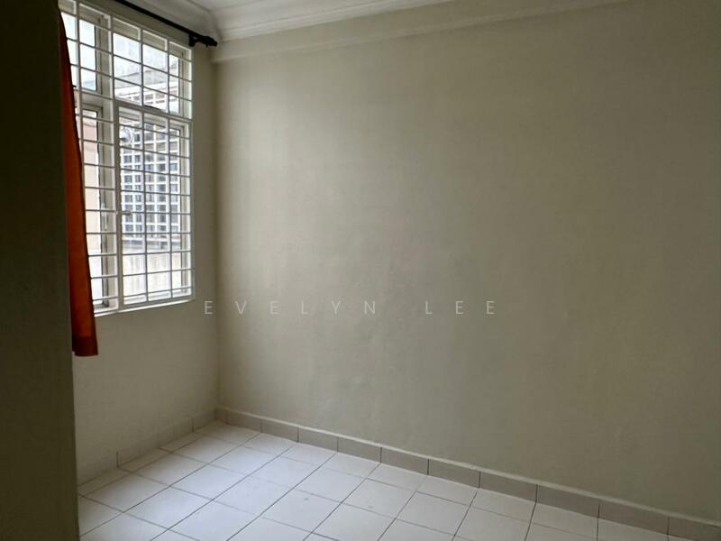Servis Apartment untuk Dijual di Fortune Avenue - Evelyn Lee - Bedroom - PropertyGuru.com.my