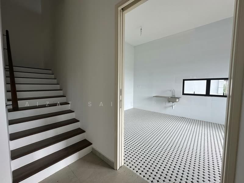 Terraced House for Sale in Cyberjaya (Selangor) - Aizat Saifulrullah - Entrance - PropertyGuru.com.my