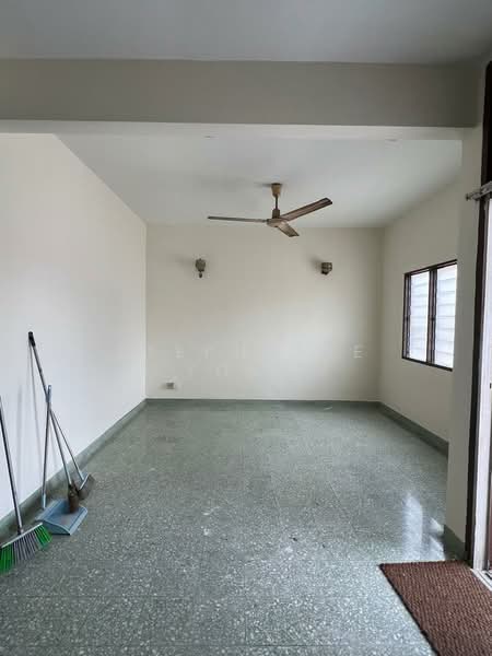 Rumah Teres 2 Tingkat untuk Disewa di Taman Cheras (Cheras) - Stephanie Yong - Living Room - PropertyGuru.com.my