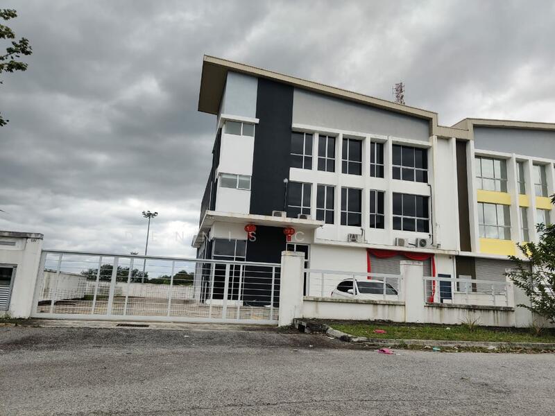 Detached Factory for Sale in Kawasan Perindustrian Balakong (Balakong) - Dennis Chang - Exterior - PropertyGuru.com.my