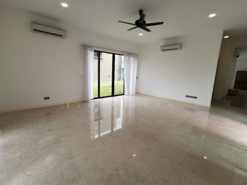 Rumah Banglo untuk Disewa di Iskandar Puteri (Nusajaya) (Johor) - Elroy Chan - Living Room - PropertyGuru.com.my