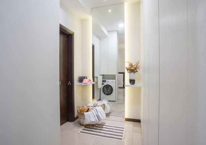 Condominium for Sale at The Treez Jalil Residen - Mak Oliver - Corridor - PropertyGuru.com.my