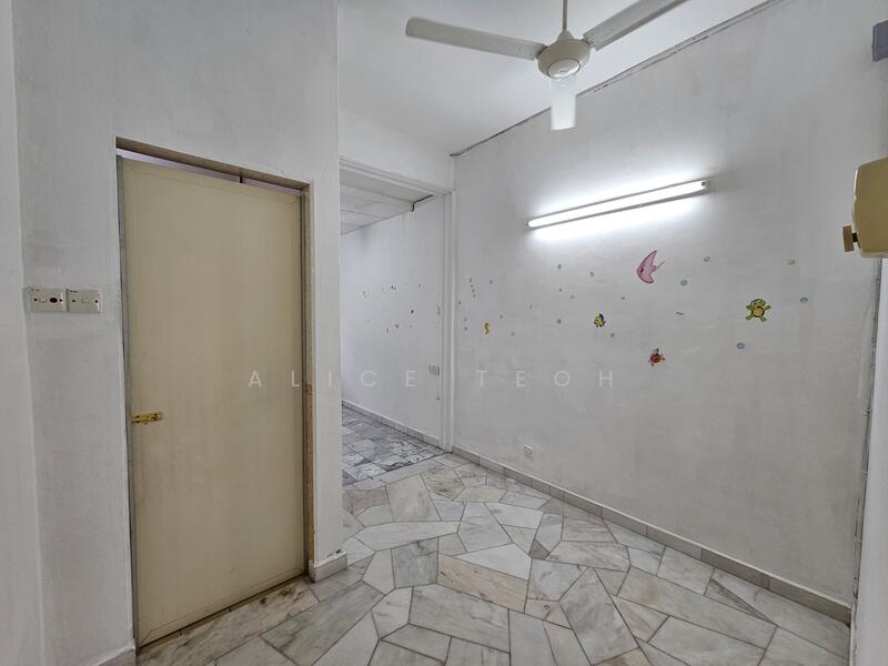 Bedroom attached bathroom