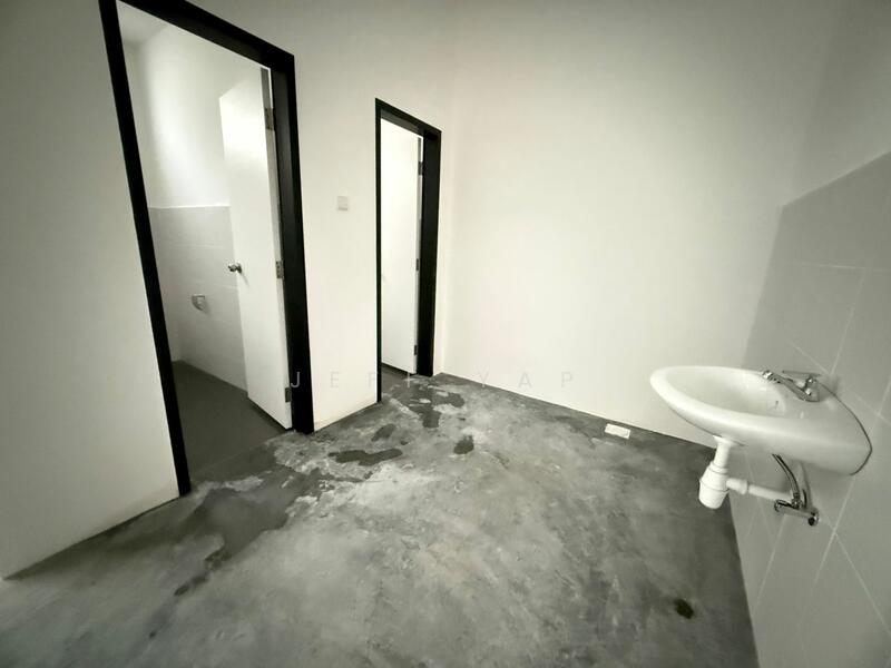 Shop / Office for Rent in Iskandar Puteri (Nusajaya) (Johor) - Jeff Yap - Bathroom - PropertyGuru.com.my